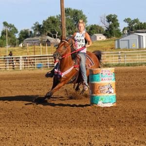 Meet your Posher, Leah